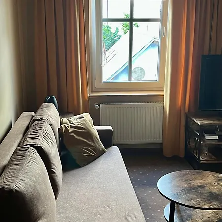 B&B Romantika-noclegi Ze Sniadaniem 3*